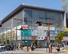 長野市生涯学習センター（トイーゴ）外観